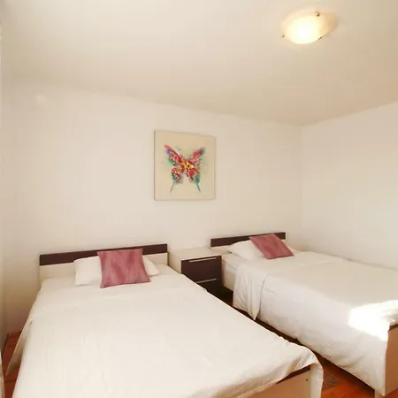 Lana & Ema Apartman