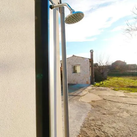 Lana & Ema アパート *